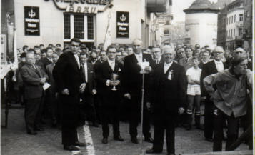 1967 Kirmesjunge Helmut Link mit Hans Konrath-Walter Flick und Heinrich Jungen